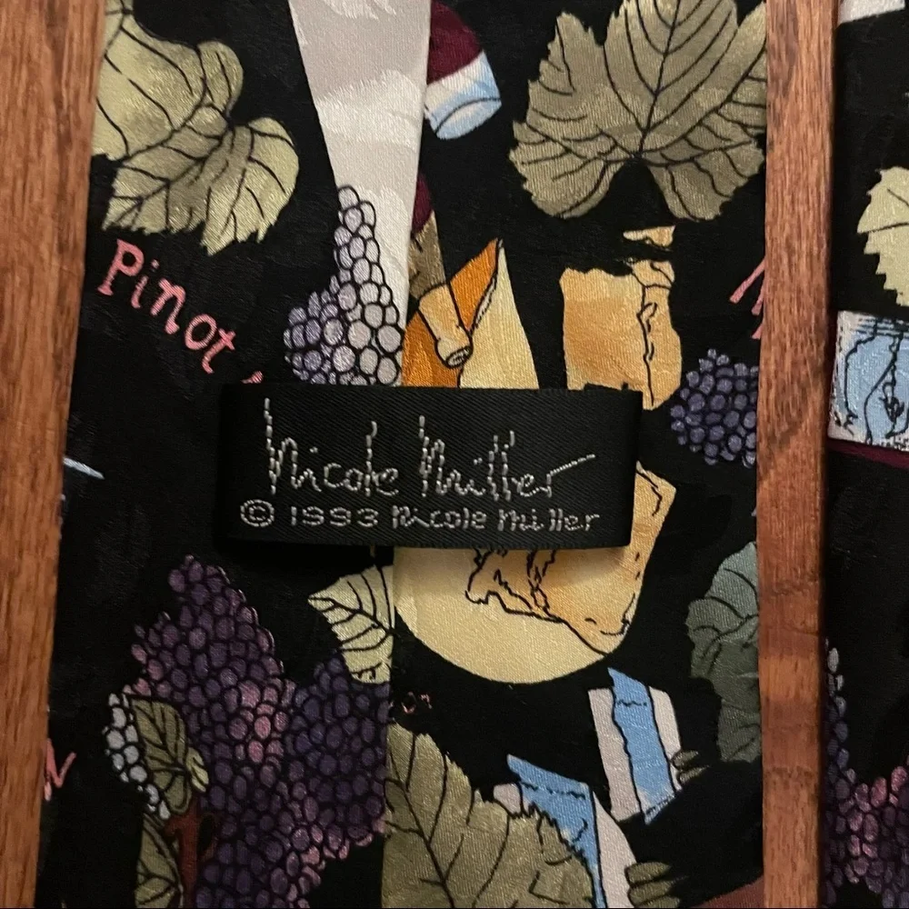 Nicole Miller 1993 hand sewn vintage tie - Picture 7 of 12